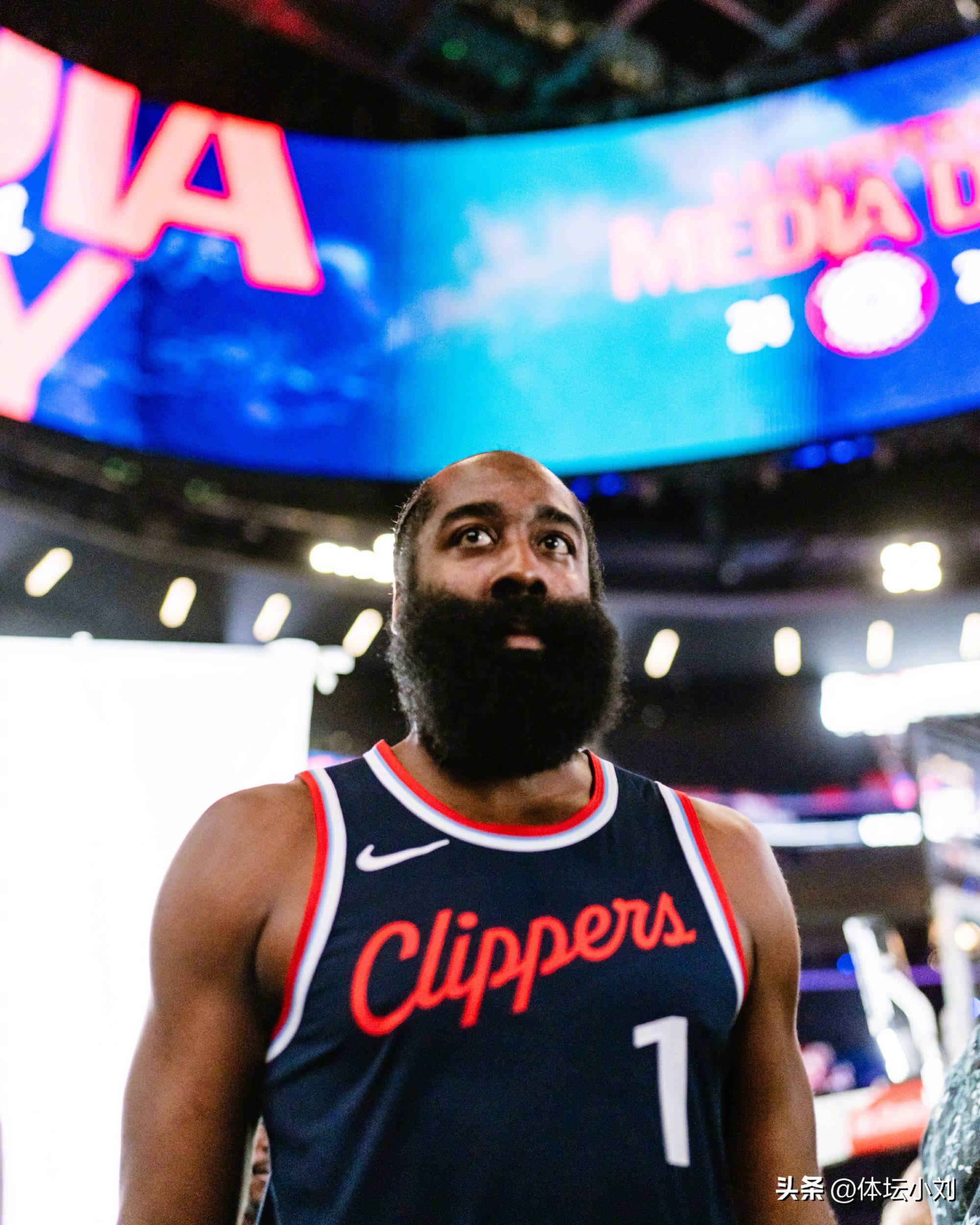 国际比赛日洛杉矶快船调整名单以备欧篮联，战术微调环节打磨，信心回归，细节决定成败的简单介绍