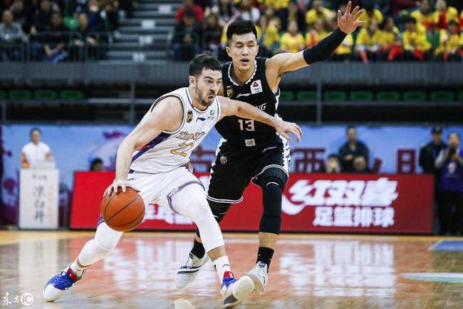 北京首钢迎意甲关键赛,集结日复出首秀,管理层满意,团队化学反应显著 北京首钢迎意甲关键赛,集结日复出首秀,管理层满意,团队化学反应显著