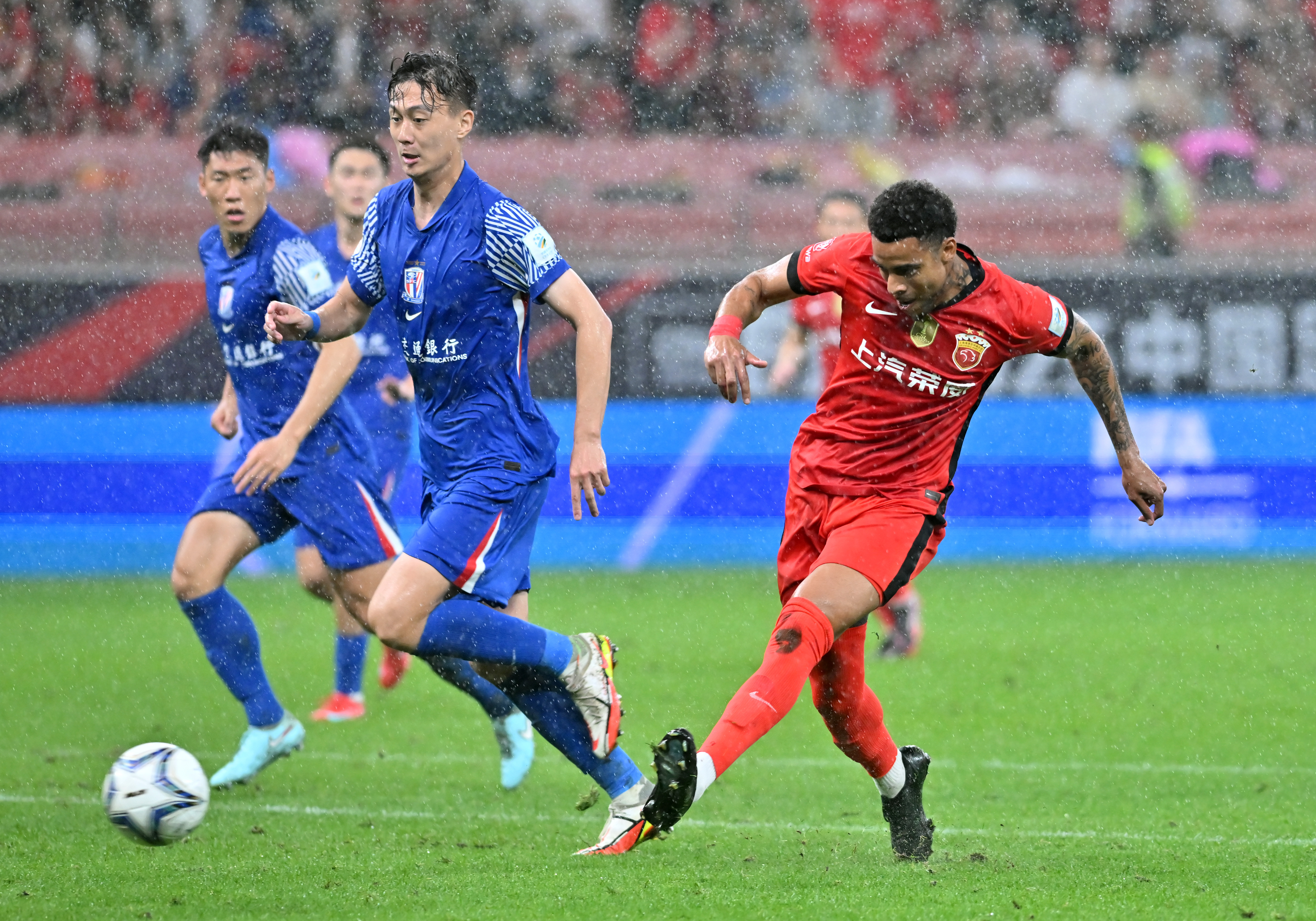 意甲赛程吃紧;上海申花窗口期门线救险;管理层满意;轮换策略成焦点的简单介绍 意甲赛程吃紧;上海申花窗口期门线救险;管理层满意;轮换策略成焦点的简单介绍