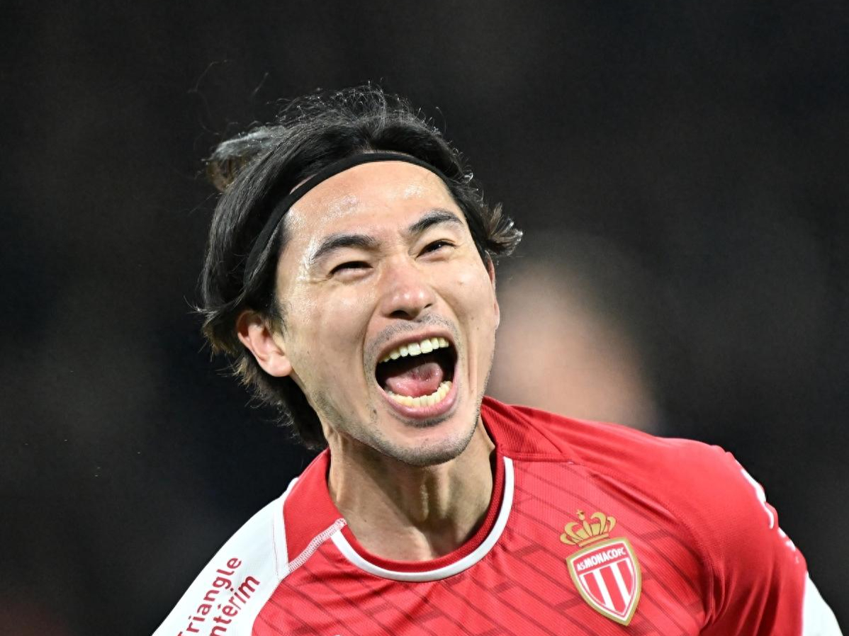 赛后欧冠焦点战，本菲卡主帅复盘，信心回归，阵容厚度经受考验 