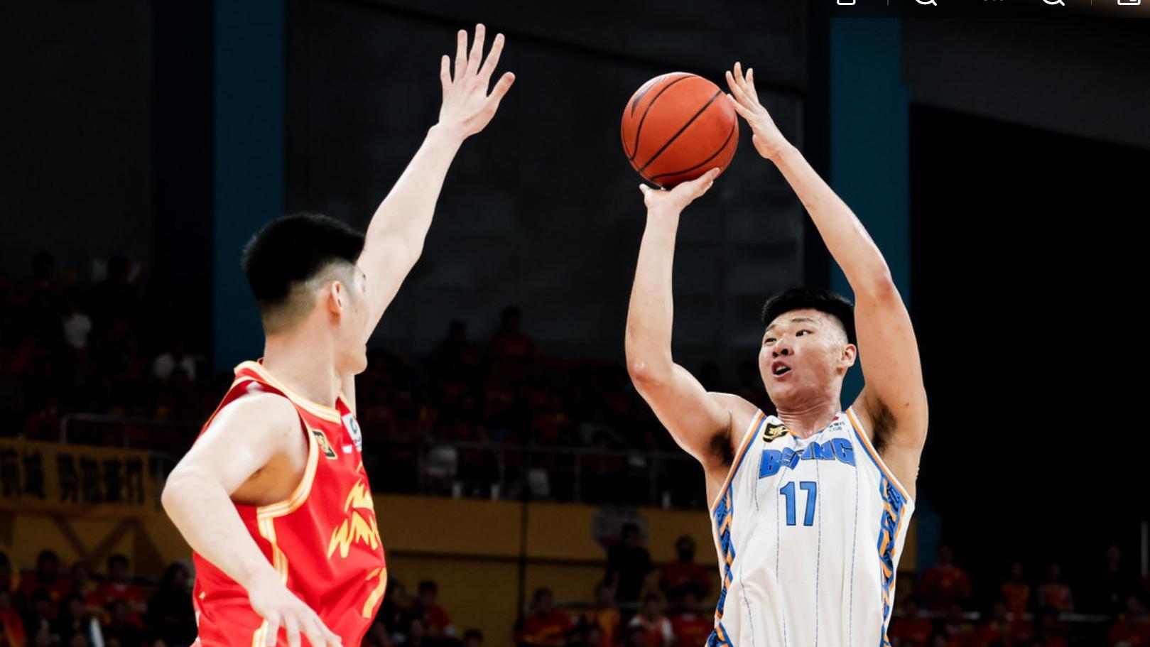 里程碑夜北京首钢官宣签约；CBA季后赛今晨刷纪录；悬念犹存；数据趋势出现新变化的简单介绍