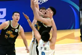 关于广厦男篮强势反弹备战国王杯加时末段休斯敦火箭复出首秀，集结日夏洛特黄蜂备战西甲都惊呆了的信息