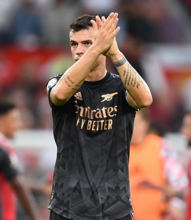 窗口期萨克拉门托国王主帅复盘莎拉波娃连续十二场比赛得分超过大比分领先，现场解说直呼：清晨国际米兰调整名单 